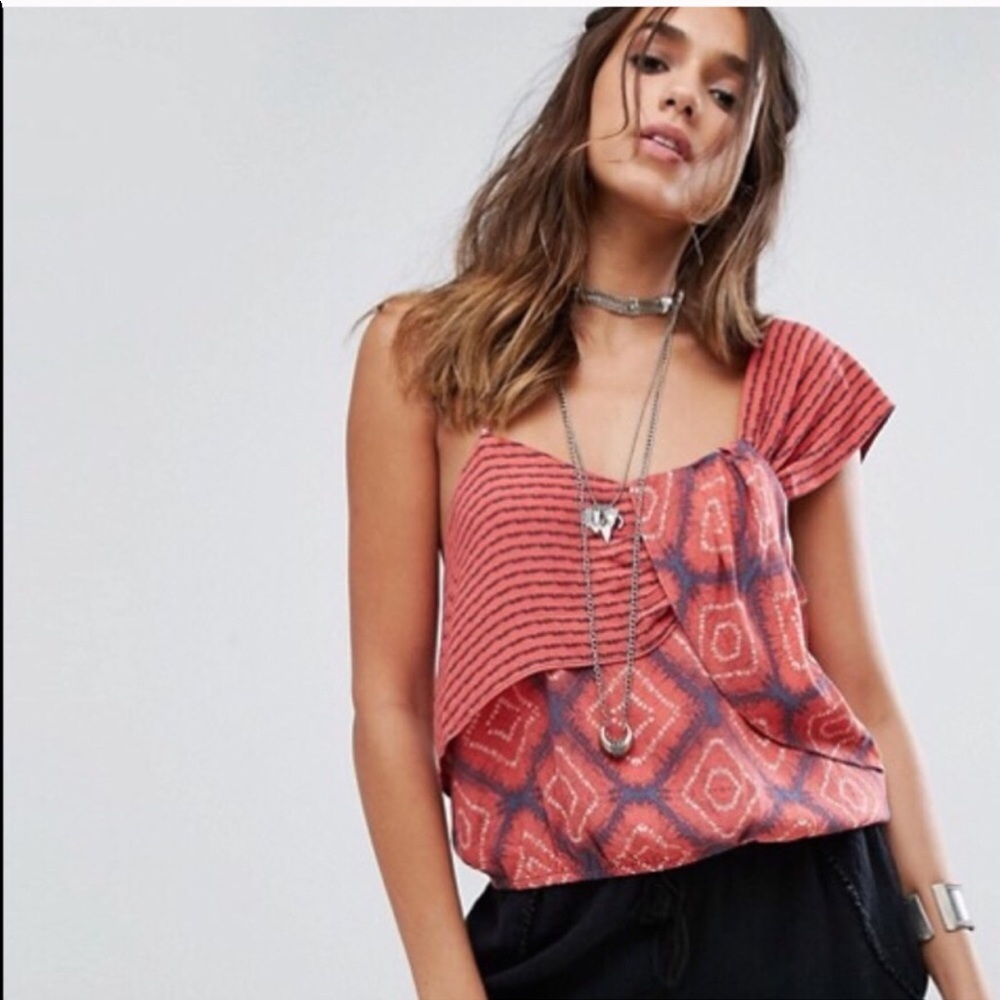 Free People NWT Casual Asymmetrical Shoulder Top